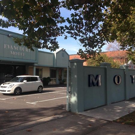 Evancourt Motel Malvern East ภายนอก รูปภาพ