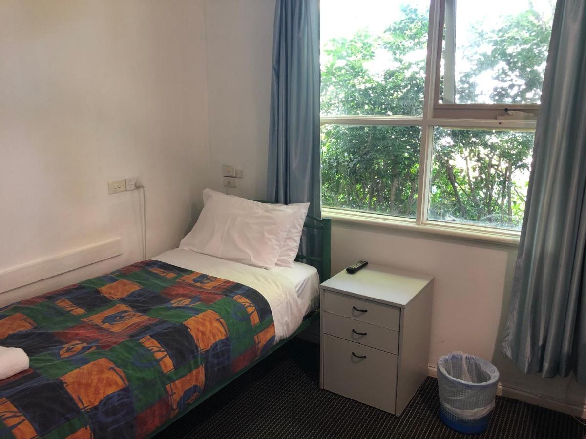 Evancourt Motel Malvern East ภายนอก รูปภาพ