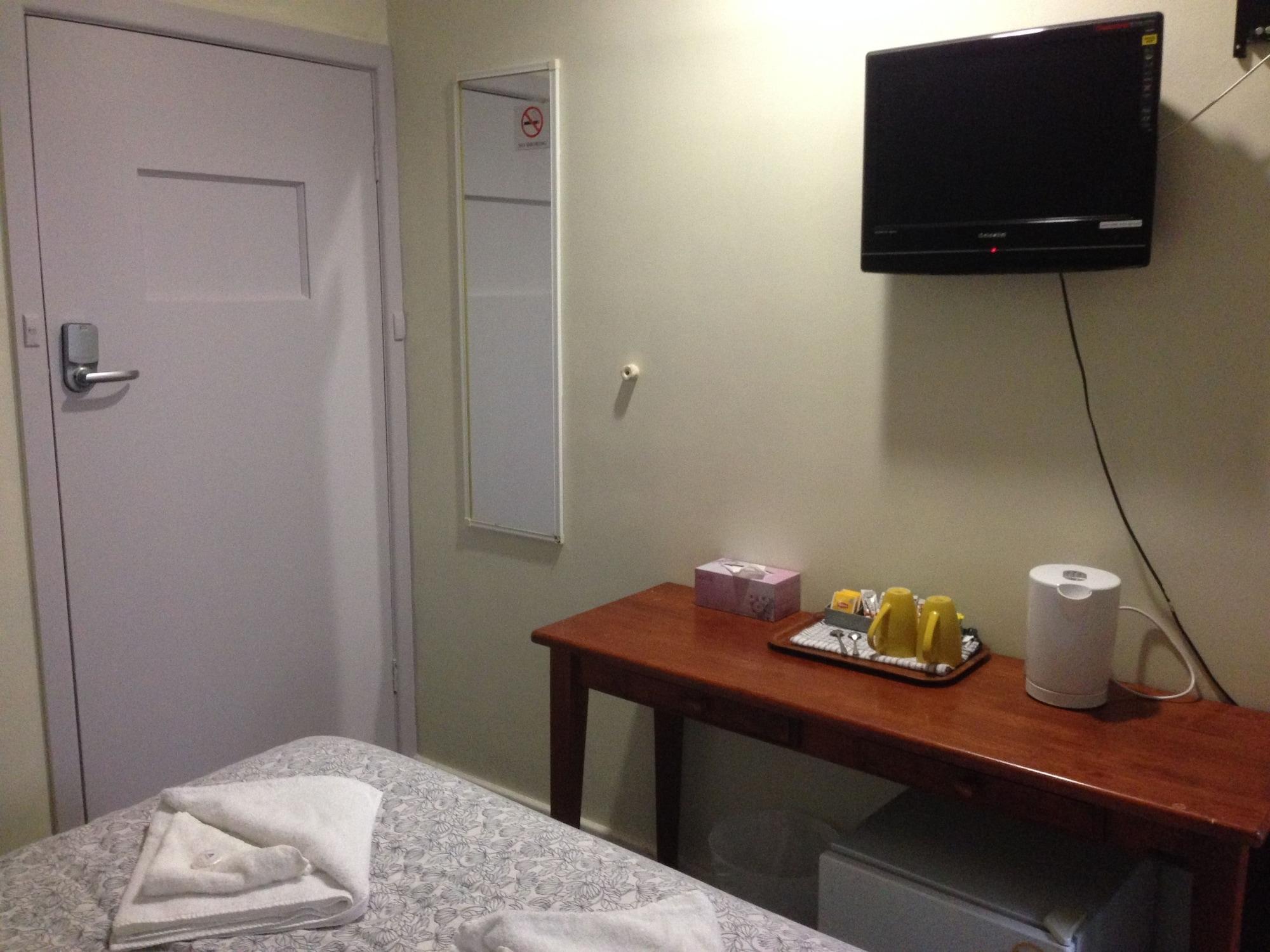 Evancourt Motel Malvern East ภายนอก รูปภาพ